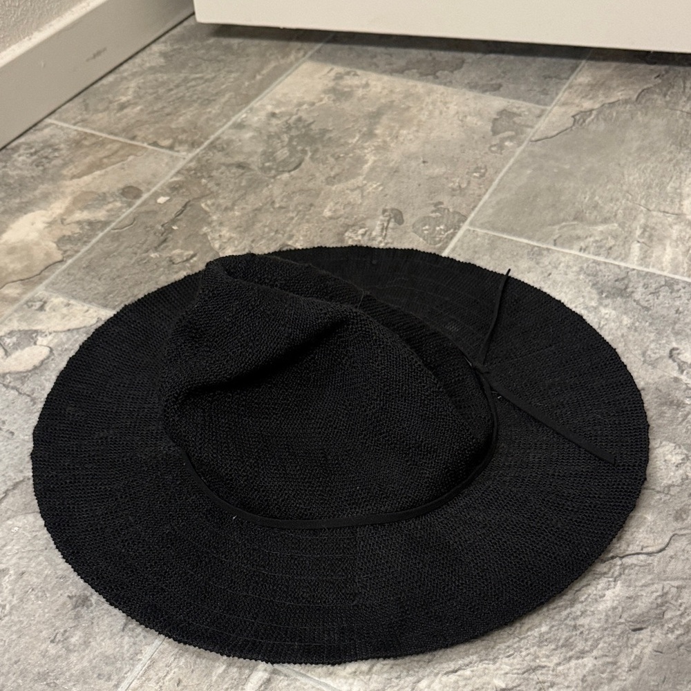 Stylish Black Wide-Brim Hat